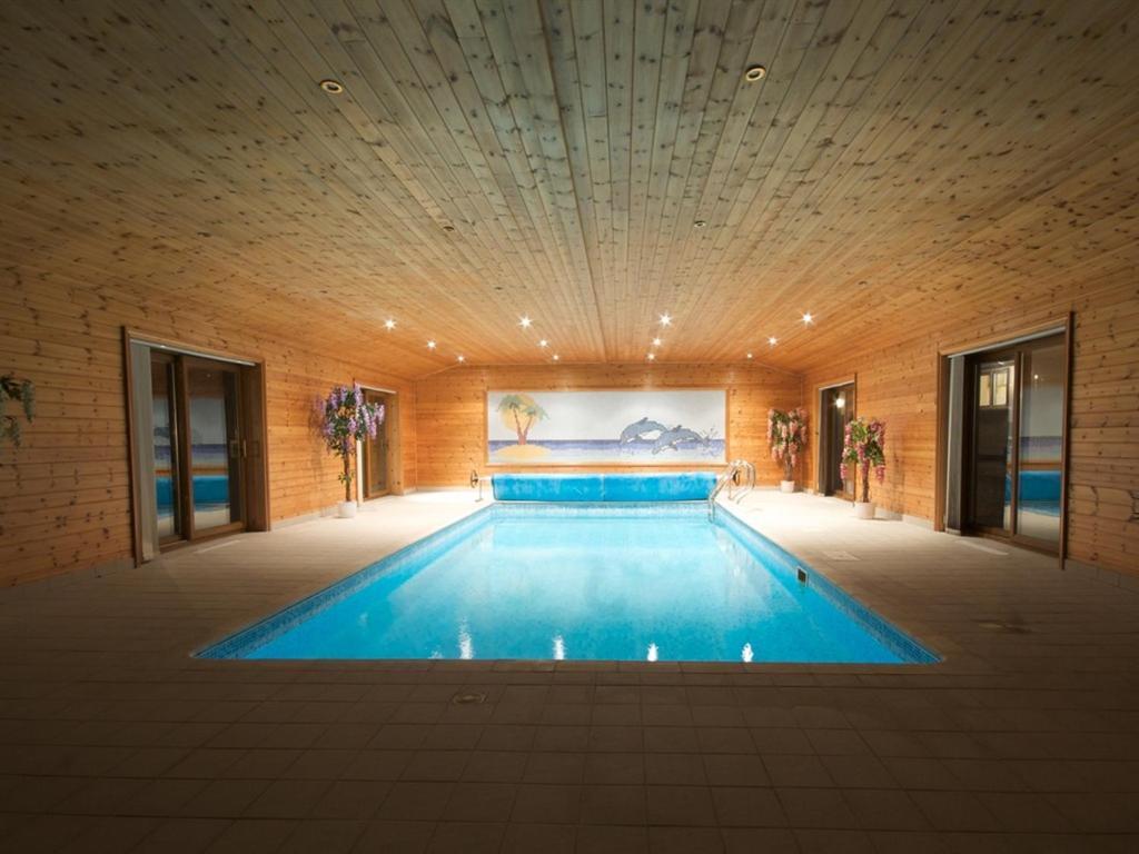 ทรีท็อป คอทเทจ แอนด์ สปา Villa กริมสบีย์ ภายนอก รูปภาพ